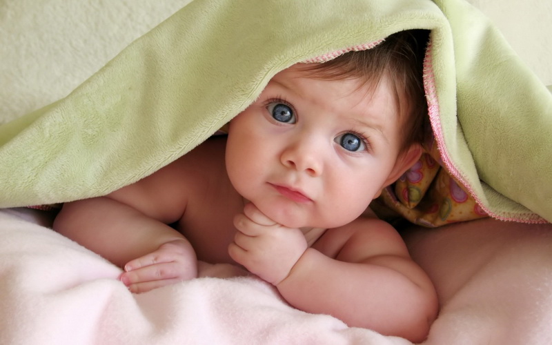 Около двухсот детишек родилось на прошедшей неделе в оренбургских семьях